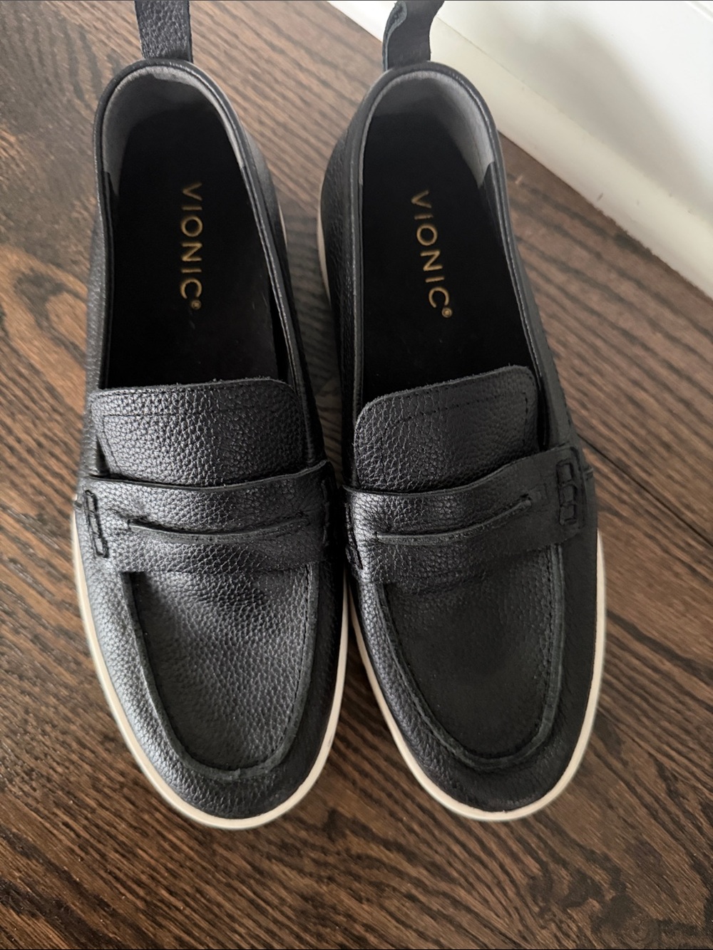 Women’s Vionic Black Leather Slip-On Loafers - Picture 2 of 6